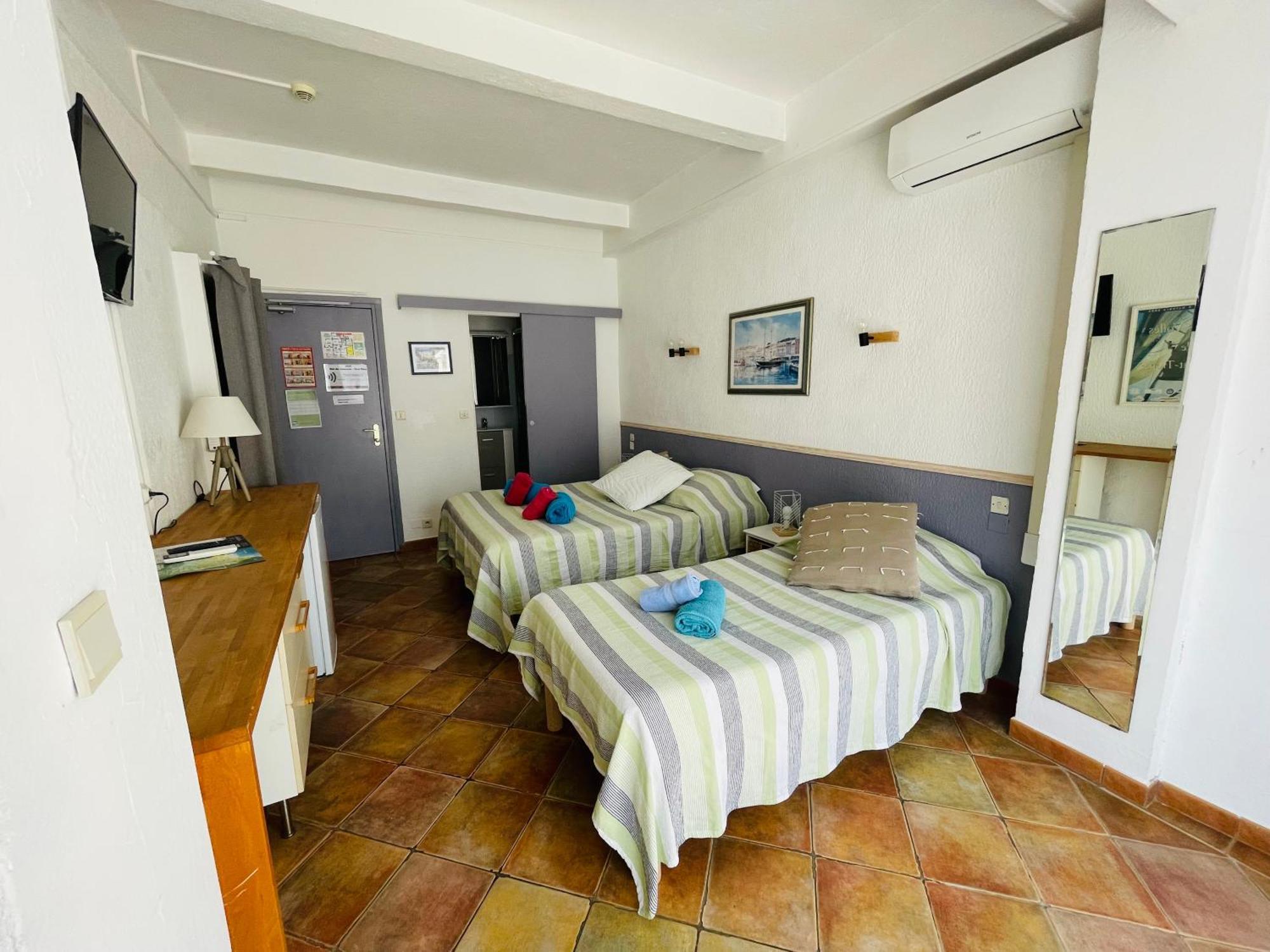 Hotel L'Escale Au Soleil 생타굴프 외부 사진