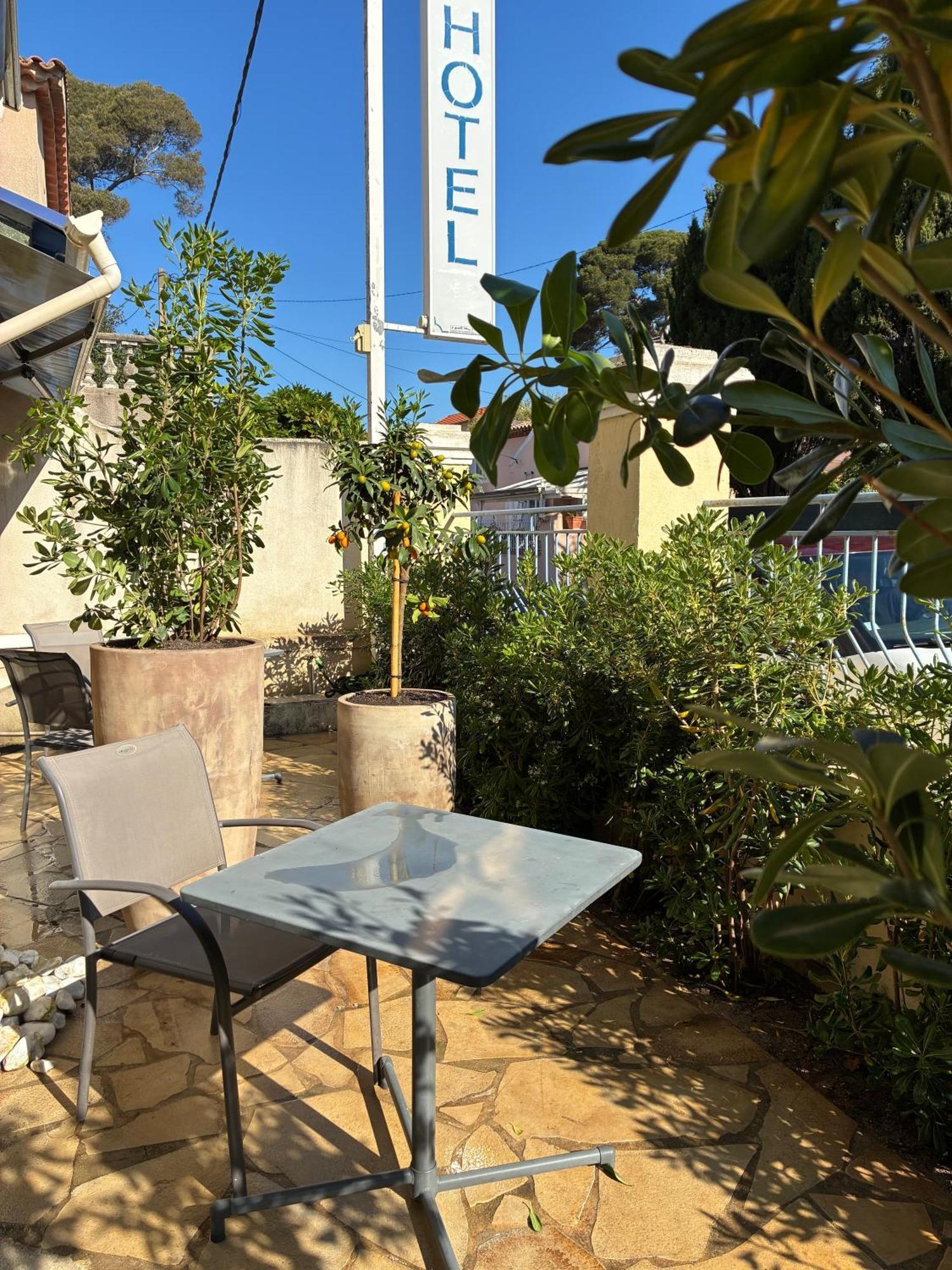Hotel L'Escale Au Soleil 생타굴프 외부 사진