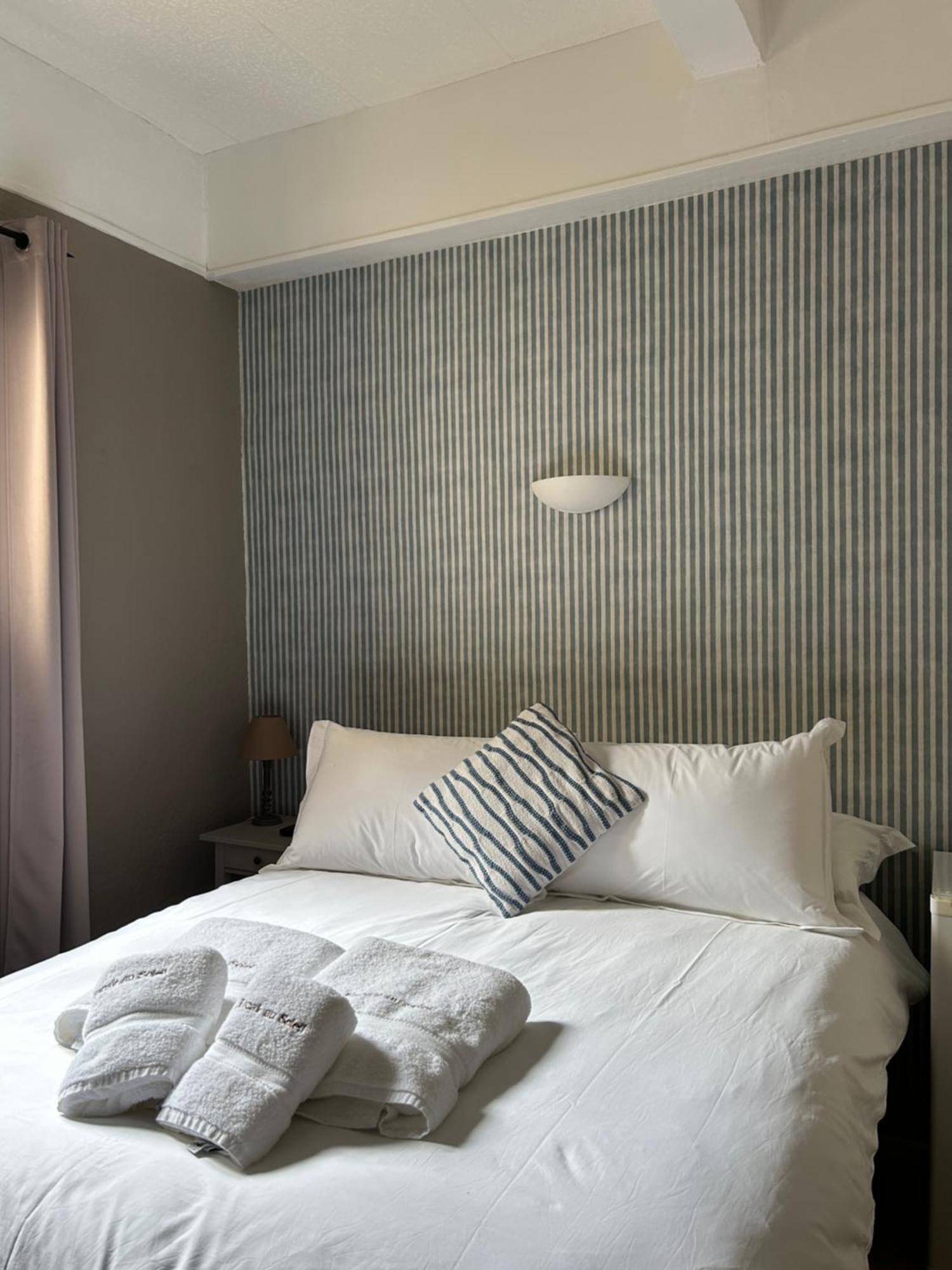Hotel L'Escale Au Soleil 생타굴프 외부 사진